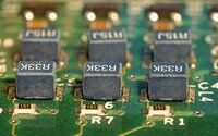 电子元件基础知识:贴片电阻和插件电阻有什么不同？