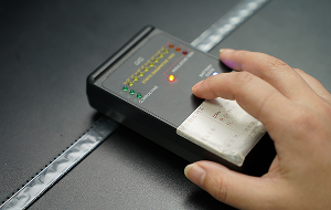 包装材料静电检测