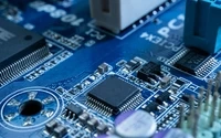 美光科技宣布出货用于AI数据中心的关键内存产品